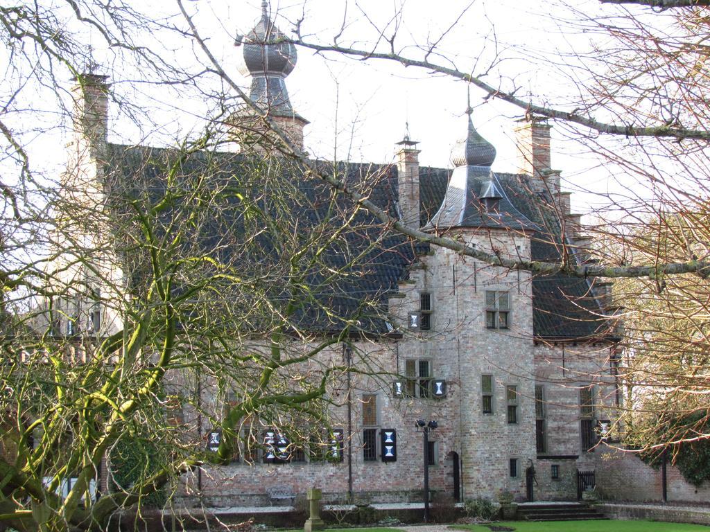 Het Schoolhuis Bed and Breakfast Ferwerd Esterno foto