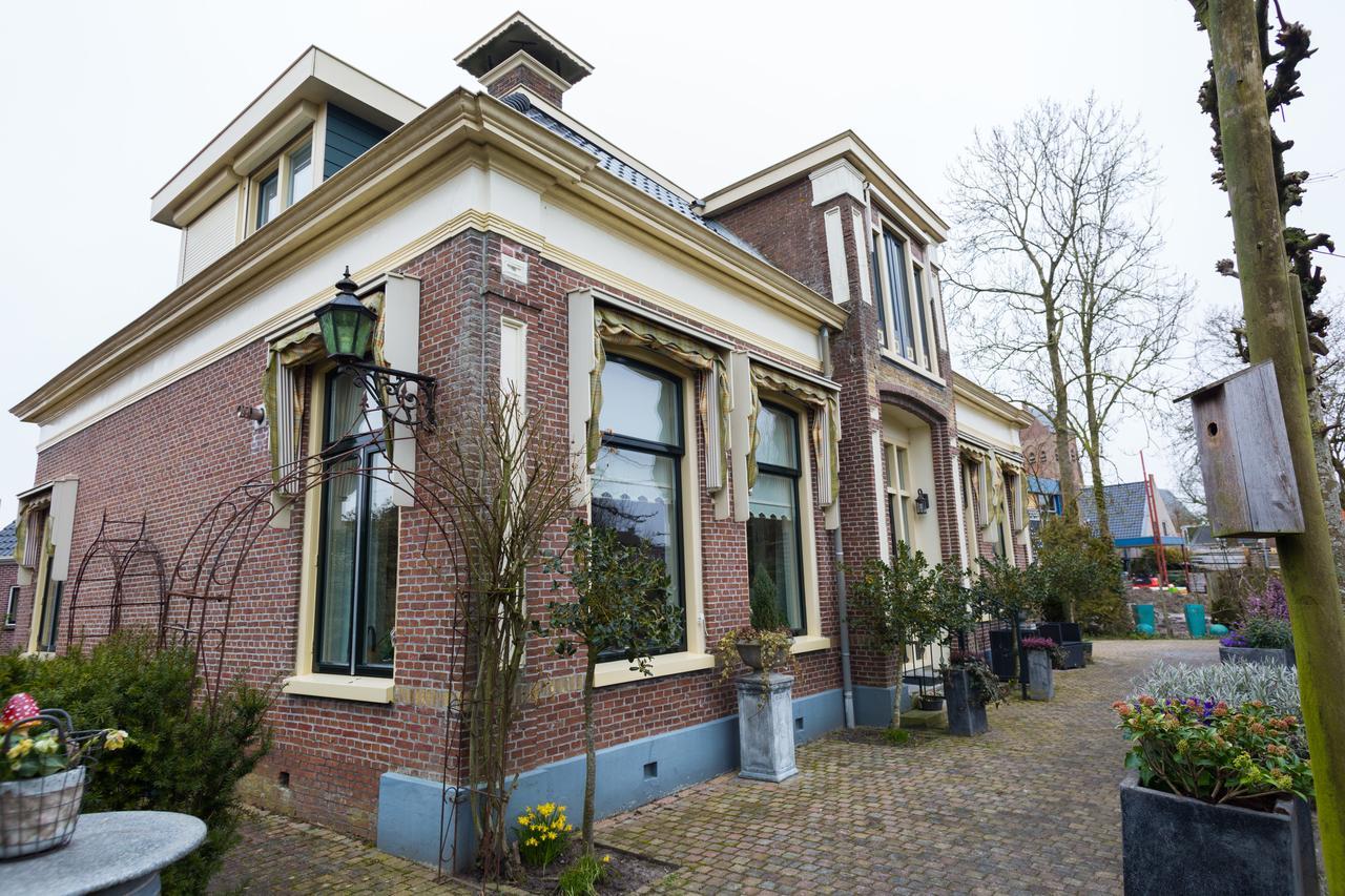 Het Schoolhuis Bed and Breakfast Ferwerd Esterno foto